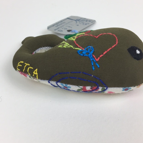 One handmade whale 🐳 keychain ornament - Picture 3 of 4